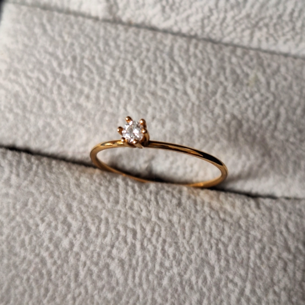 Bony Levy 18K Yellow Gold Prong Set Solitaire Diamond Ring 0.10 ctw